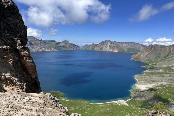 [정통][연길직항] 백두산 북파+남파 3박 4일▶홀리데이 인 익스프레스X(ALL 롯데관광 단독계약)레지나X레드데이지