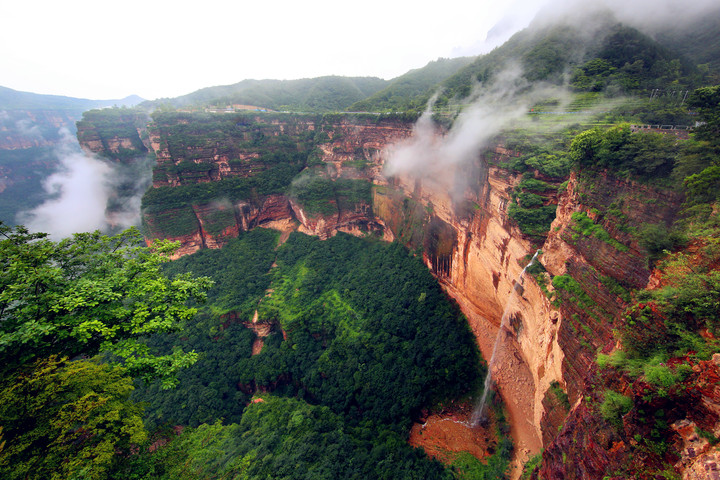 부산[태항산완전일주(NEW 관광지(보천대협곡)+NO팁NO옵션+준특급호텔]▶석가장/태항산/대협곡 4/5일 